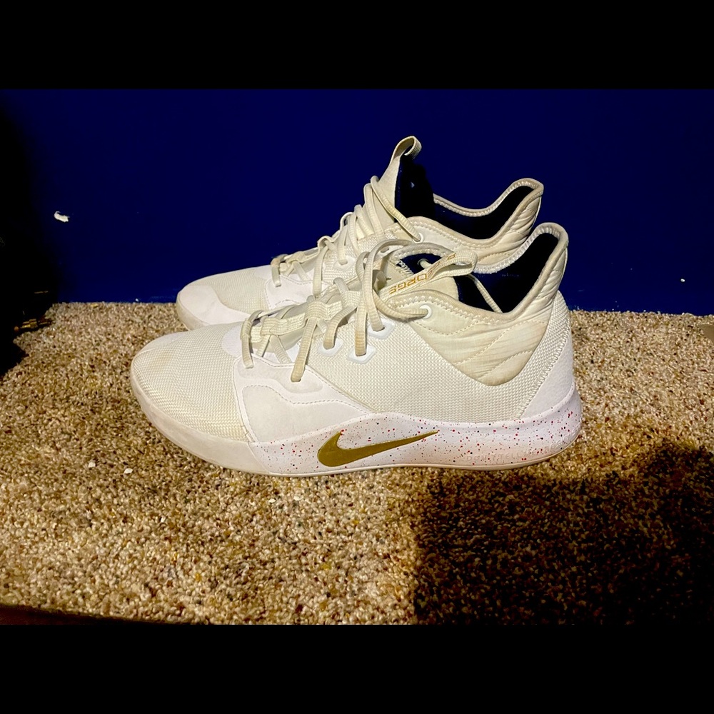 Nike Pg3’s - image 1